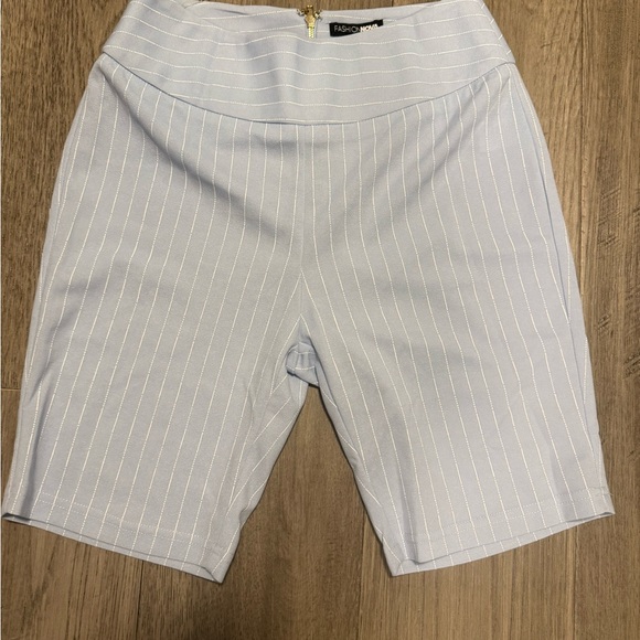 Fashionova size small suit - Picture 2 of 6